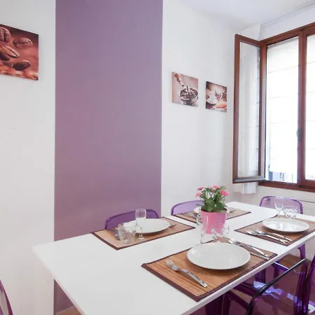 Sleeps 8 Air Con Wifi Venise