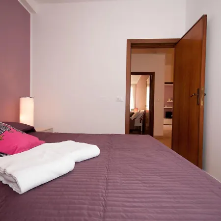 Sleeps 8 Air Con Wifi Venise
